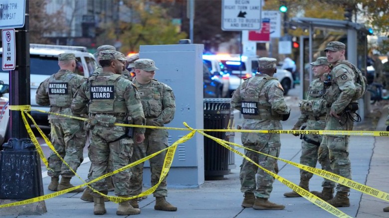হোয়াইট হাউসের কাছে গুলি,  গুরুতর আহত ২ সেনা