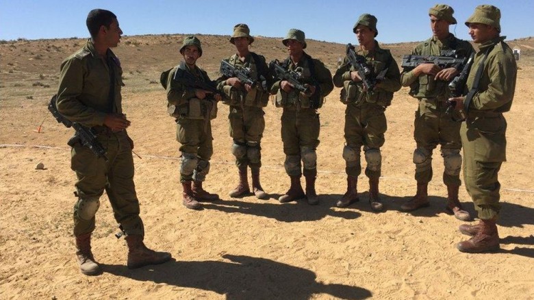 ৬১ ইসরাইলি সেনার আত্মহত্যা