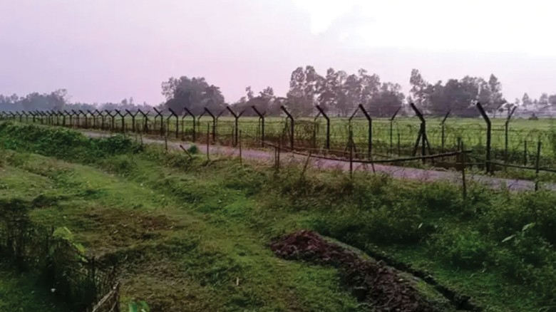 সীমান্তে বিজিবির হাতে বিএসএফ সদস্য আটক